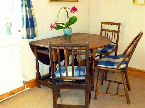Calne Bed And Breakfast Exterior foto